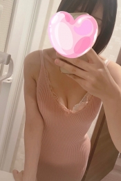 花納　みか
