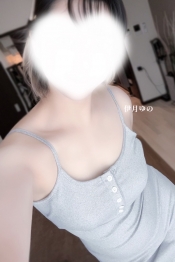 伊月　ゆの