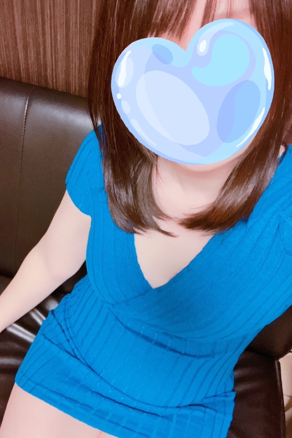 有栖　彩花