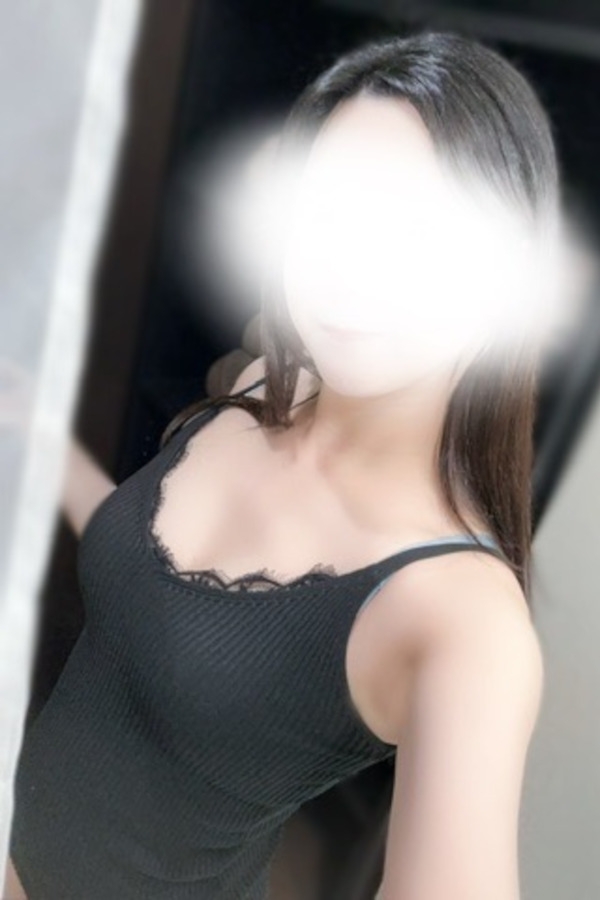 伊月　ゆの